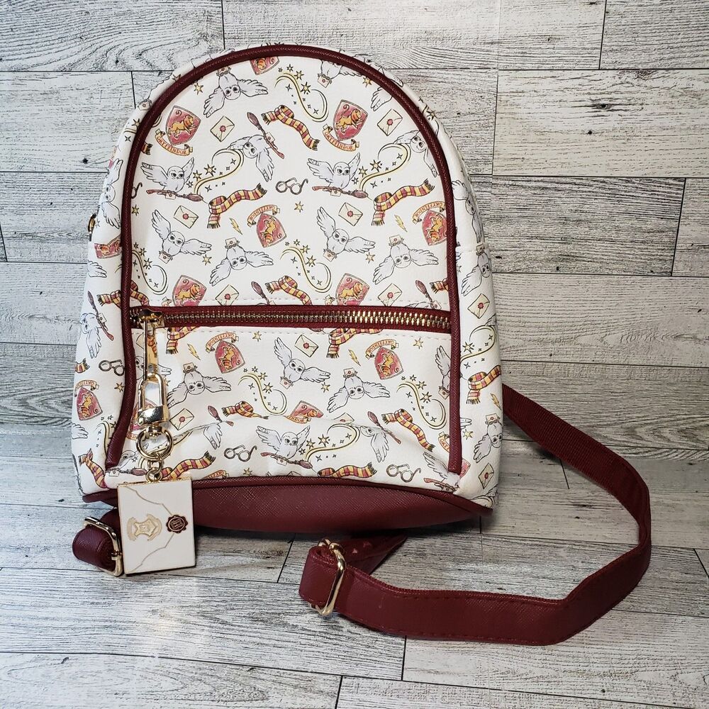 Bioworld Harry Potter Gryffindor Watercolor Mini Backpack 8x8x3 w/Enameled Pull